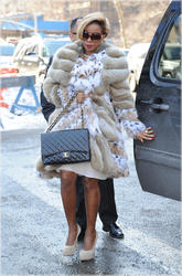 th_176531118_Mary_J_Blige_NY_Fashion_Week_SPL_122_230lo.jpg