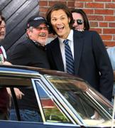 http://img278.imagevenue.com/loc490/th_744384388_On_the_set_of_Supernatural_in_Vancouver28_122_490lo.jpg