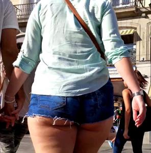 Hot Candid Ass (in shorts)-b4ea2jf2hs.jpg
