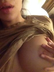 Emily Ratajkowski leaked nude pics part 02-n67otr34fd.jpg