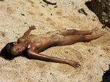 Naomi nude beach-w30w7gkcme.jpg