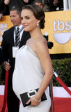 http://img278.imagevenue.com/loc383/th_00575_celebrity_paradise.com_TheElderNataliePortman_35_122_383lo.jpg