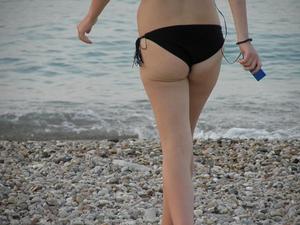 Candid Spy of Sexy Greek Girl On The Beach -54h41dn27o.jpg
